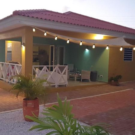 Local Willibrord Lodge Willibrordus Ngoại thất bức ảnh