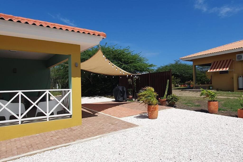 Local Willibrord Lodge Willibrordus Ngoại thất bức ảnh